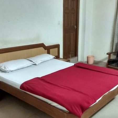 Mg Palace Lodge Shimoga Exterior foto